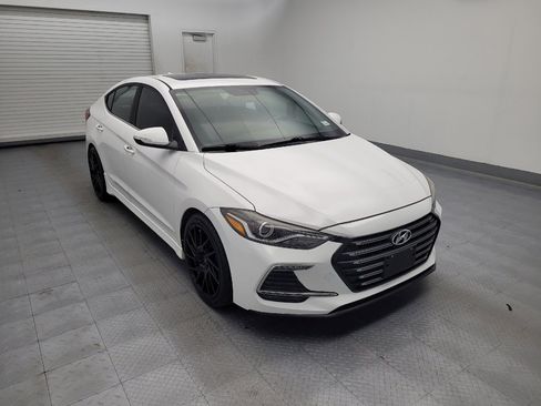 Used 2018 Hyundai Elantra Sport FWD image 13