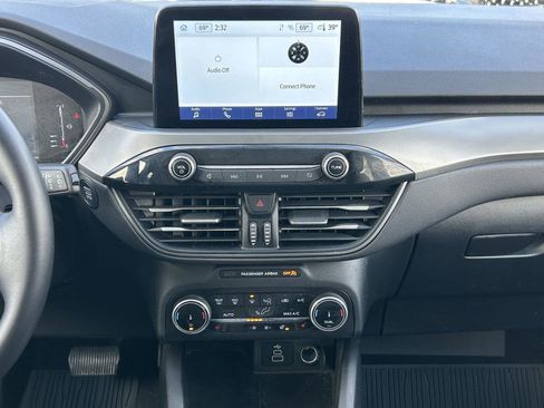 Used 2024 Ford Escape Active w/ Cold Weather Package image 19