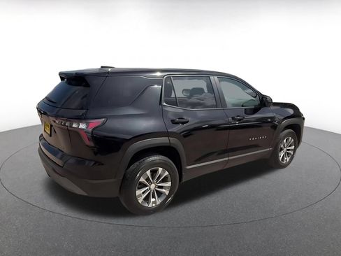 Used 2025 Chevrolet Equinox LT FWD image 15
