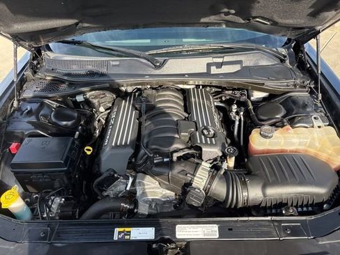 Used 2014 Dodge Challenger SRT8 w/ Harman/Kardon Audio Group image 31