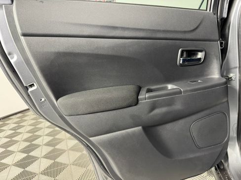 Used 2025 Mitsubishi Outlander Sport LE image 38