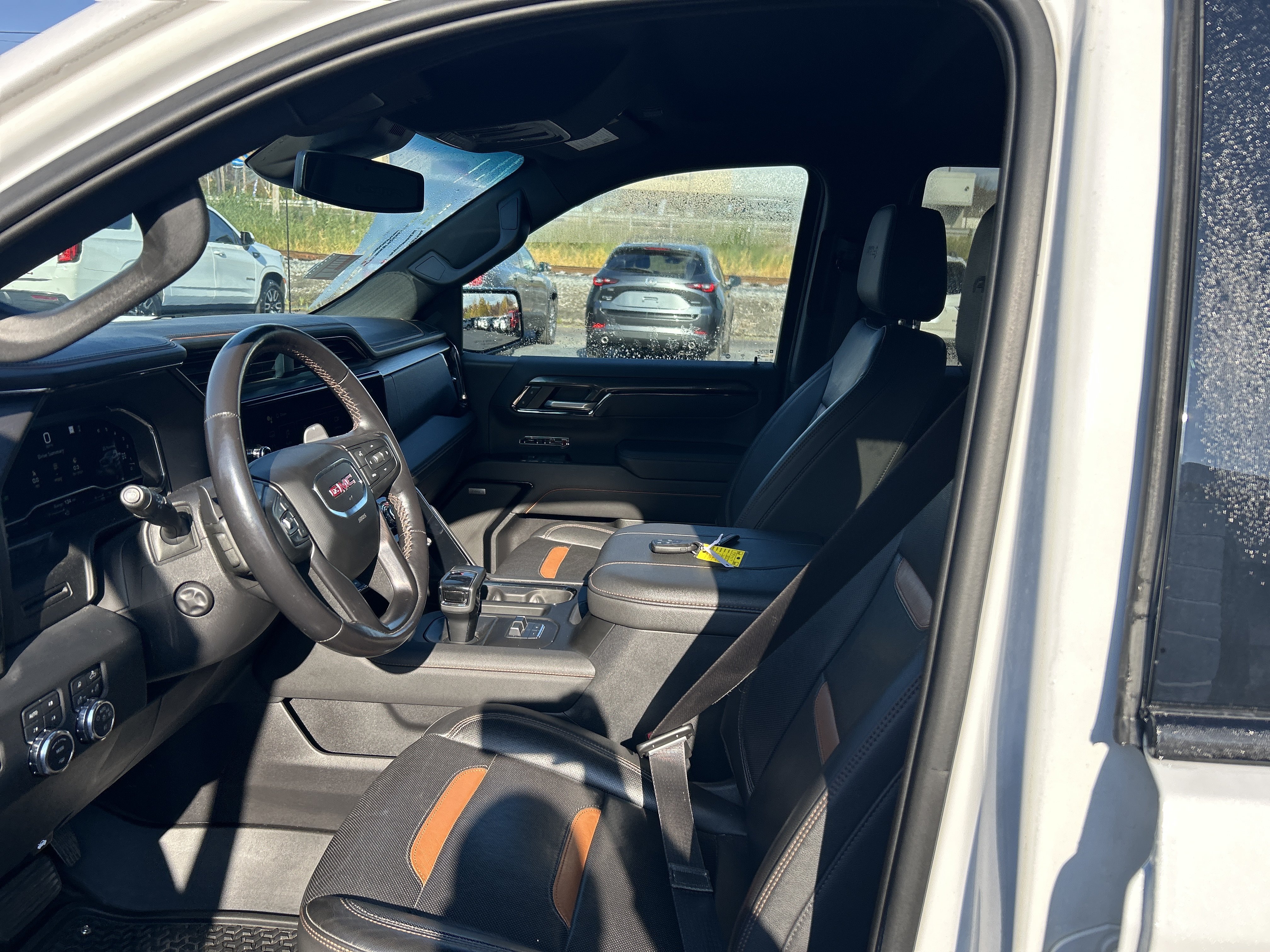 Used 2023 GMC Sierra 1500 AT4 AWD/4WD image 12
