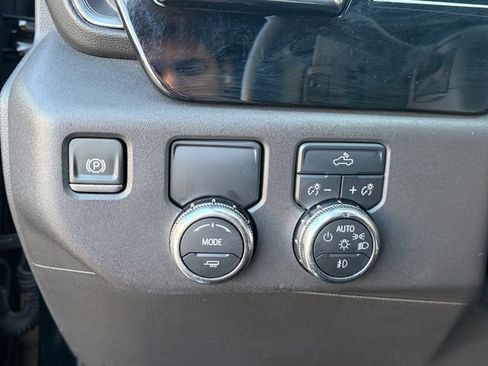 Used 2024 GMC Sierra 1500 Elevation RWD image 5