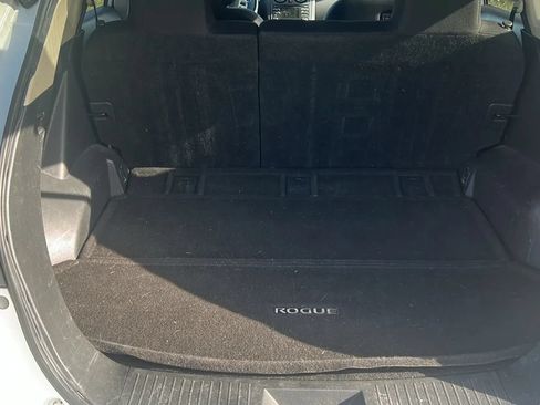 Used 2012 Nissan Rogue SV AWD/4WD image 15