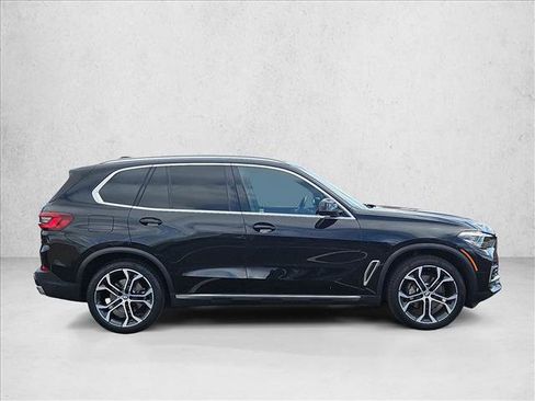 Used 2022 BMW X5 sDrive40i w/ Parking Assistance Package image 4
