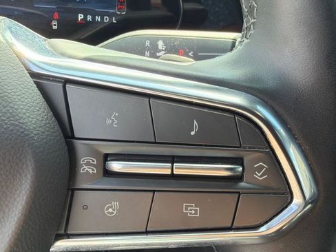 Used 2025 Chevrolet Equinox LT AWD/4WD image 15