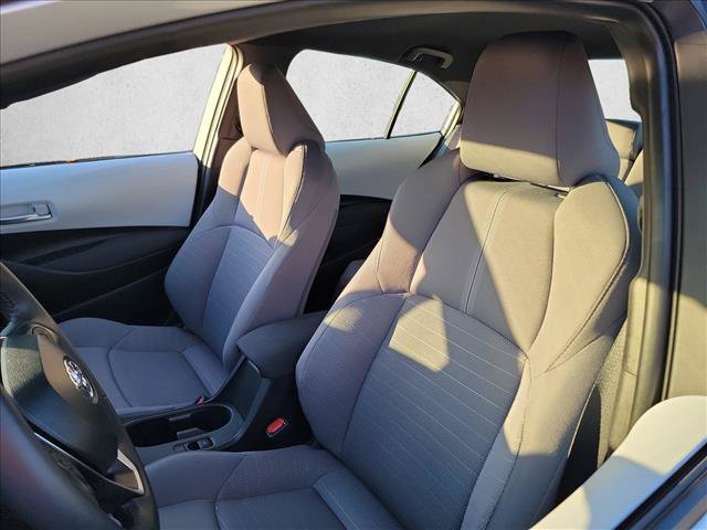 Used 2026 Toyota Corolla SE FWD image 9