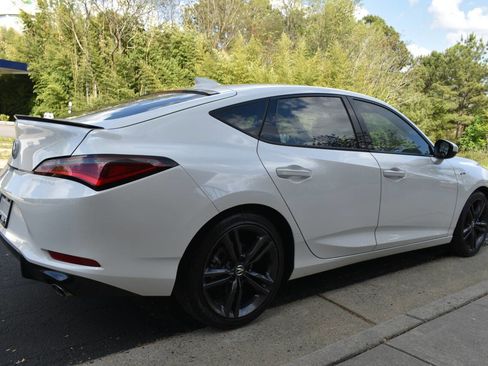 Used 2023 Acura Integra A-Spec image 3