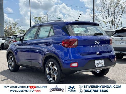 Certified 2025 Hyundai Venue Limited image 12