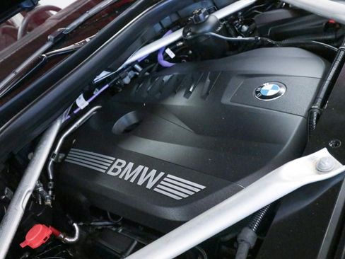 Used 2024 BMW X5 xDrive40i w/ Premium Package AWD/4WD image 8