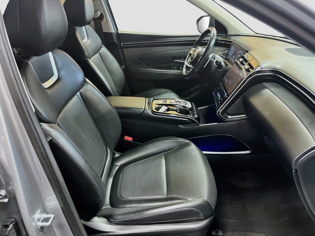 Used 2024 Hyundai Tucson Limited AWD/4WD image 29