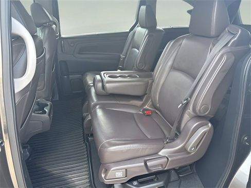 Used 2018 Honda Odyssey Touring image 24