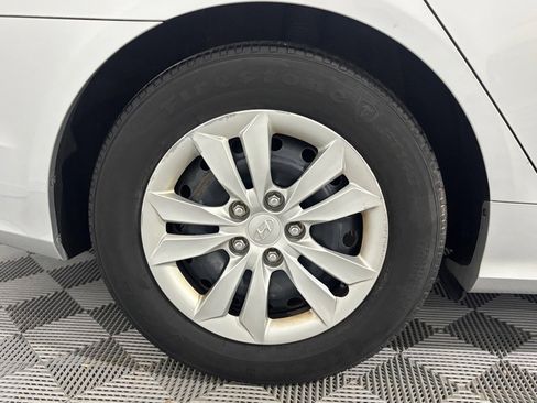 Used 2011 Hyundai Sonata GLS image 33