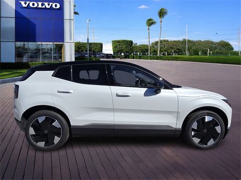 New 2026 Volvo EX30 Plus image 8