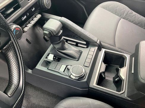 Used 2025 Toyota Tacoma SR5 image 22