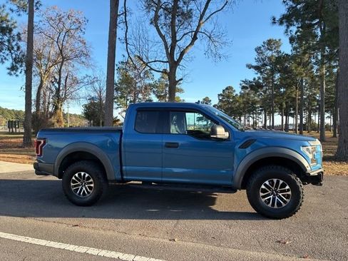 Used 2019 Ford F150 Raptor w/ Equipment Group 801A Mid image 2