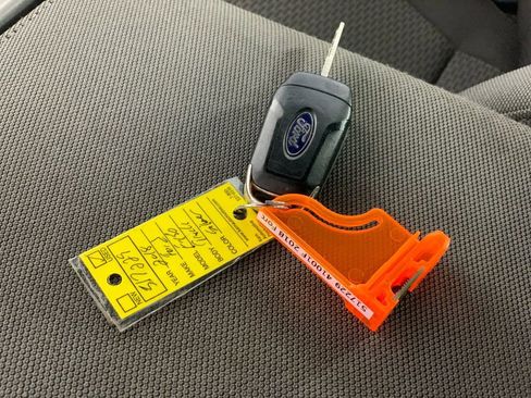 Used 2018 Ford F150 XLT RWD image 39