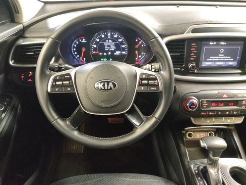 Used 2020 Kia Sorento EX image 22