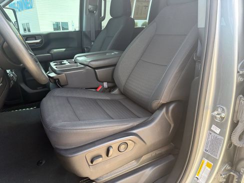 Used 2024 Chevrolet Silverado 2500 Custom w/ Custom Convenience Package AWD/4WD image 22
