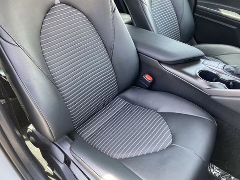 Certified 2023 Toyota Camry SE FWD image 15
