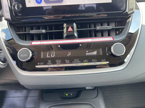 Used 2026 Toyota Corolla LE w/ LE Premium Package FWD image 21