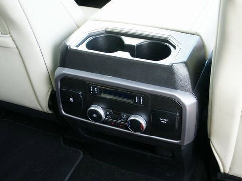 Used 2020 Ford Expedition Platinum image 37