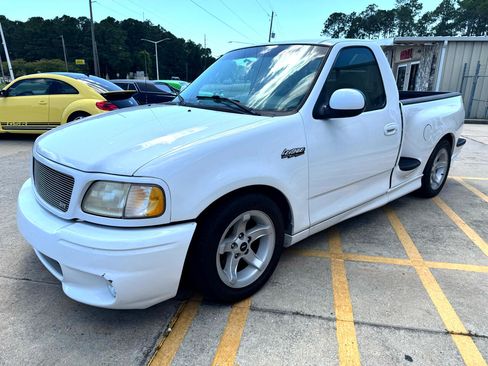Used 2000 Ford F150 Lightning image 8