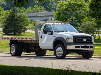 Used 2006 Ford F550 2WD Regular Cab Super Duty