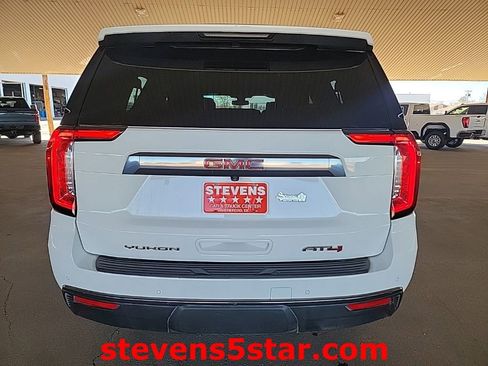 Used 2021 GMC Yukon XL AT4 w/ AT4 Premium Package image 9
