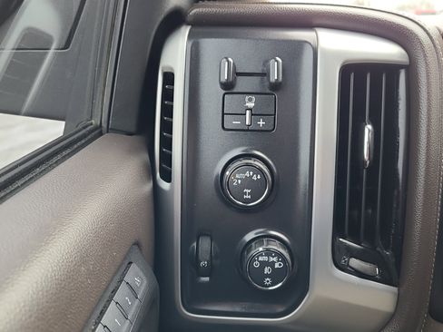 Used 2017 GMC Sierra 1500 SLT w/ SLT Premium Package image 14