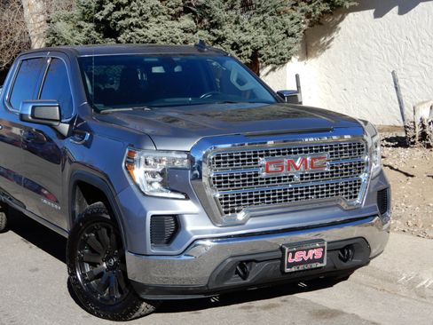Used 2019 GMC Sierra 1500 SLE w/ SLE Value Package image 2