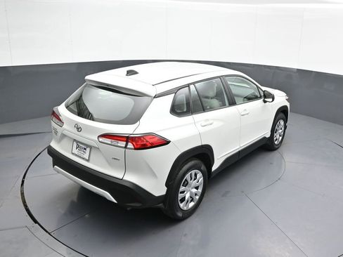 Certified 2022 Toyota Corolla Cross L AWD/4WD image 37