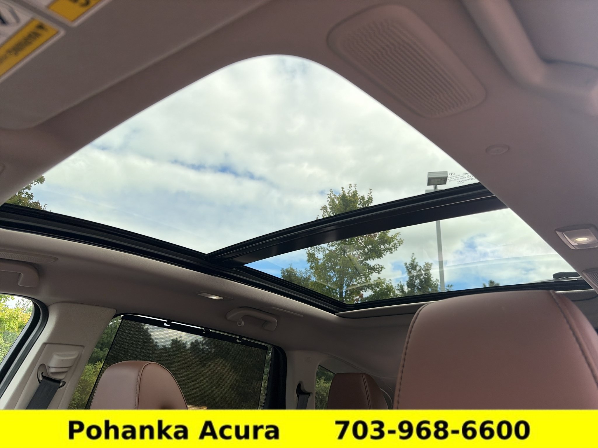 Used 2025 Acura MDX w/ Technology Package AWD/4WD image 18
