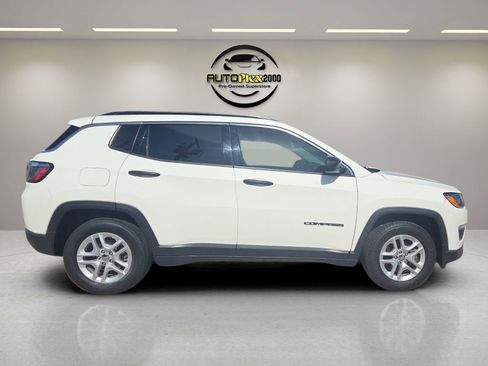 Used 2021 Jeep Compass Sport image 5