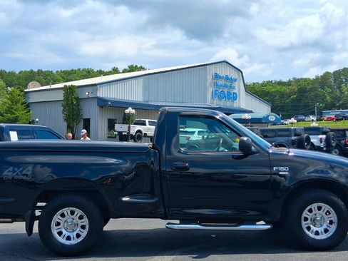 Used 2003 Ford F150 XLT RWD image 6
