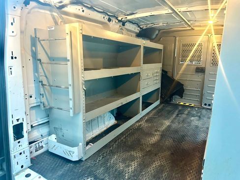 Used 2016 Ford Transit 250 130 Low Roof image 17