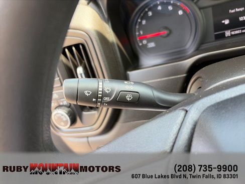 Used 2021 Chevrolet Silverado 2500 W/T w/ WT Convenience Package AWD/4WD image 13