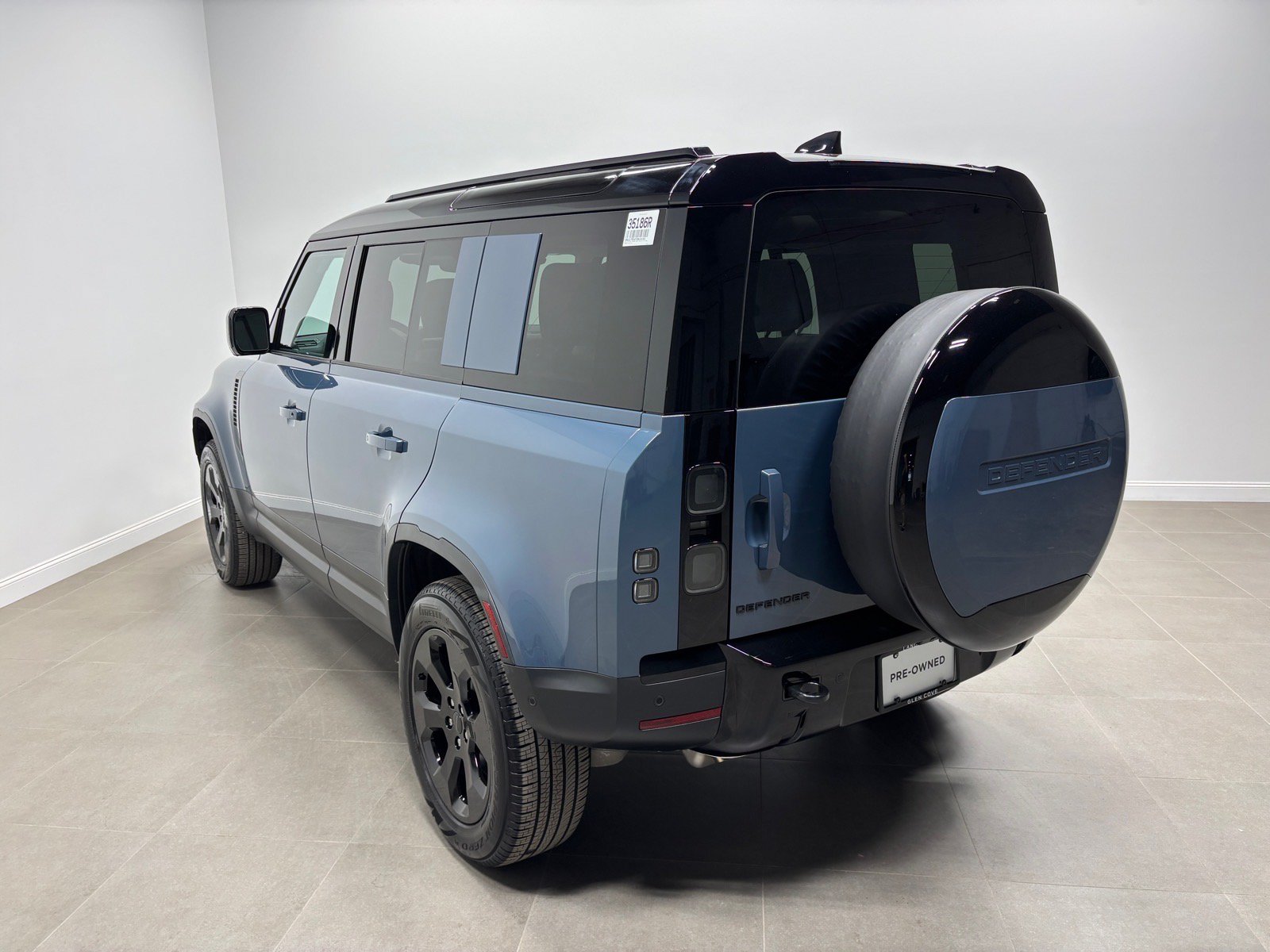 Used 2026 Land Rover Defender 110 S AWD/4WD image 9