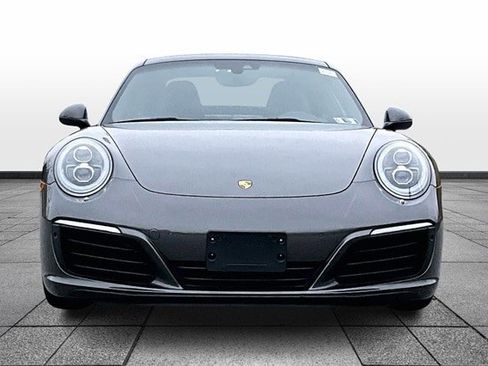 Used 2017 Porsche 911 Carrera 4 image 2