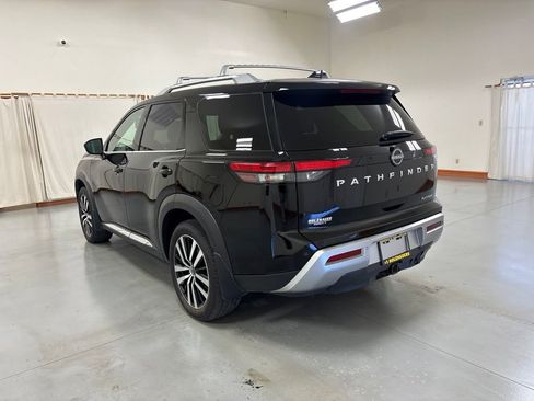 Used 2025 Nissan Pathfinder Platinum w/ Cargo Package FWD image 6