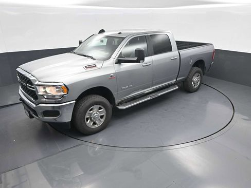 Used 2022 RAM 3500 Big Horn AWD/4WD image 35