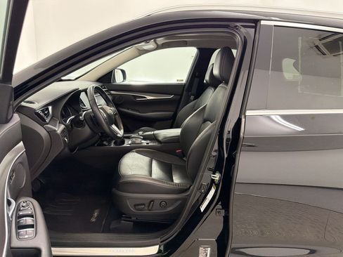 Used 2023 INFINITI QX50 Luxe AWD/4WD image 5