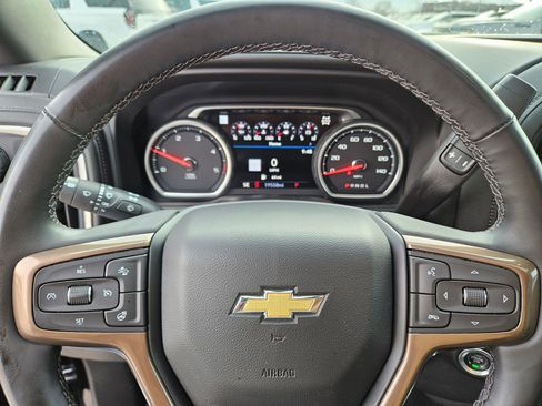 Used 2023 Chevrolet Silverado 3500 High Country image 21