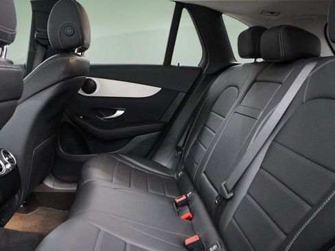 Used 2022 Mercedes-Benz GLC 300 image 26