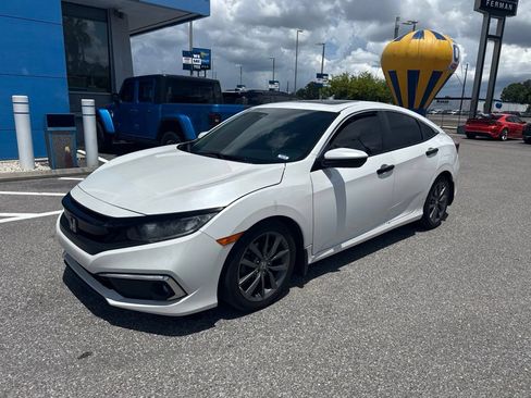 Used 2019 Honda Civic EX image 3