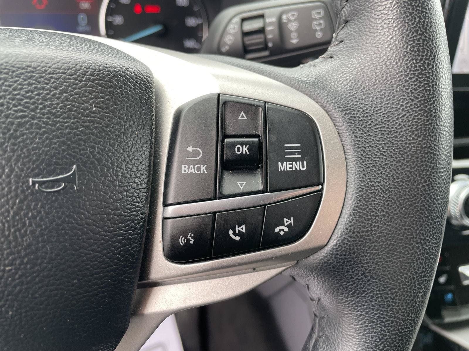 Used 2024 Ford Explorer Limited w/ Equipment Group 301A AWD/4WD image 15