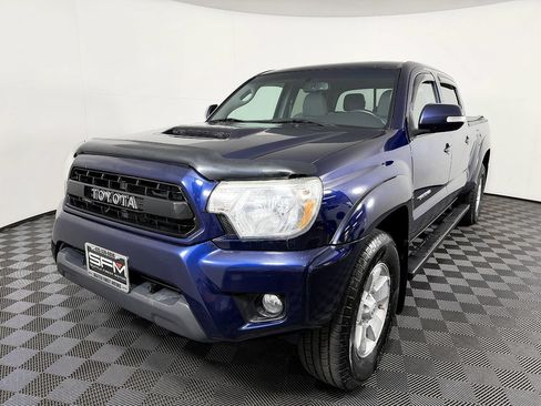 Used 2013 Toyota Tacoma 4x4 Double Cab image 3
