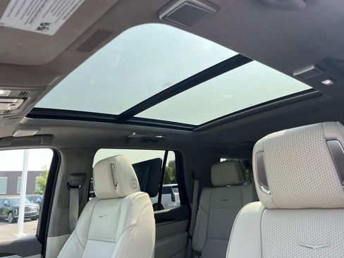 New 2025 Cadillac Escalade Sport Platinum image 29