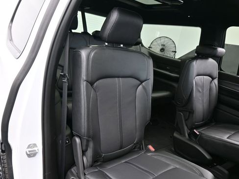 New 2026 Jeep Grand Wagoneer Limited image 42