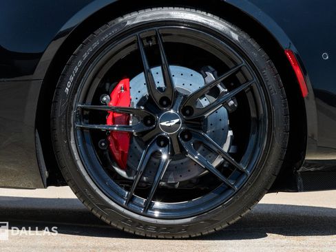 Used 2020 Aston Martin DBS Superleggera RWD image 9